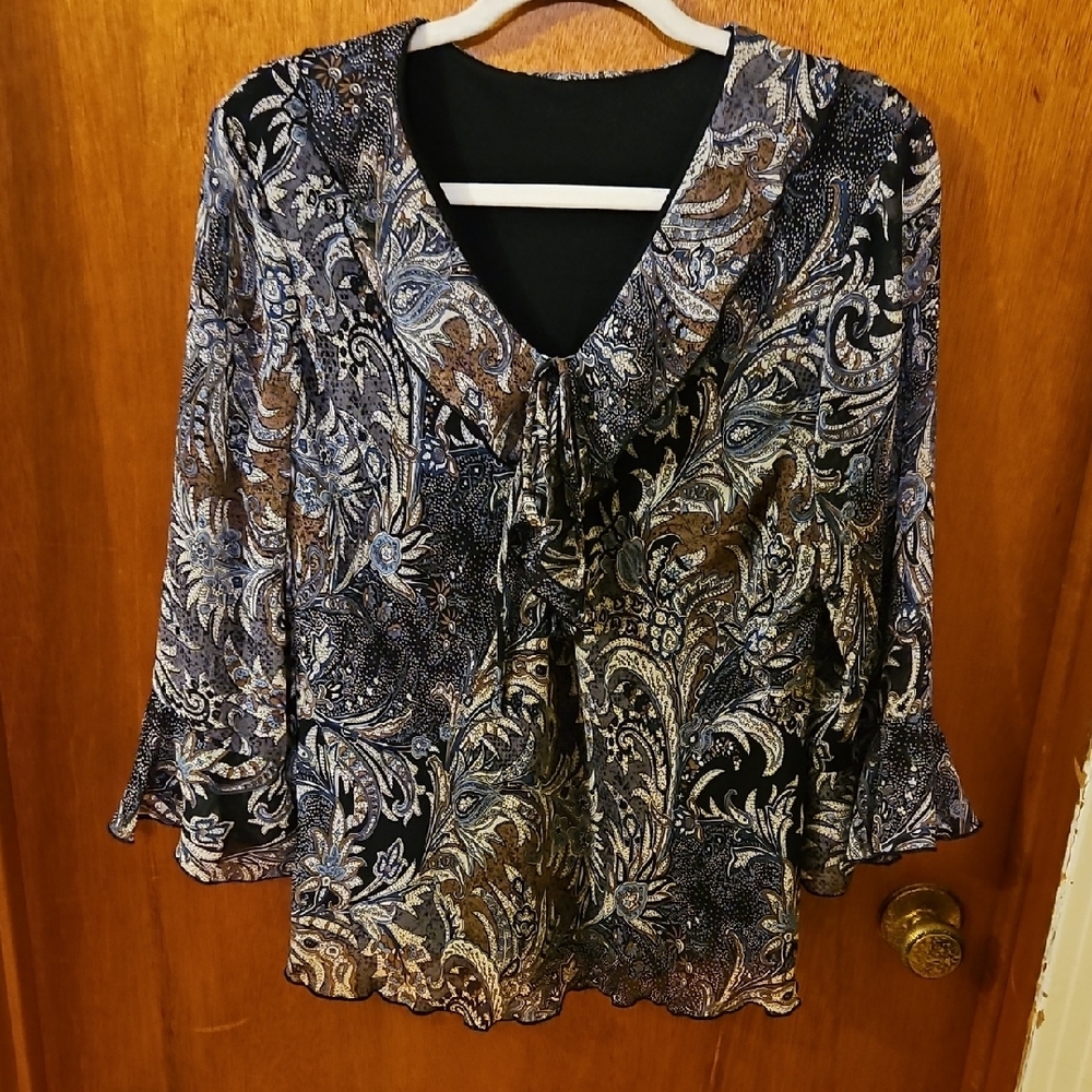 Elegant Paisley Women's Top And Skirt Set